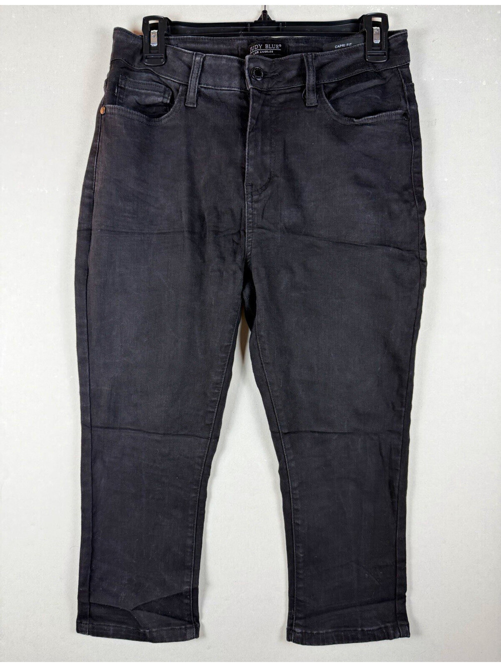 Judy Blue Capri Jeans Black Denim Solid 5-Pocket Button Logo Pockets